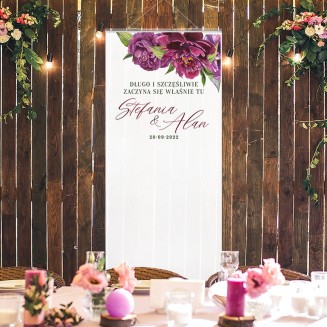 Dekoracja sali weselnej w postaci kakemono. Idealny dodatek jako tło do pamiątkowych zdjęć z wesela.