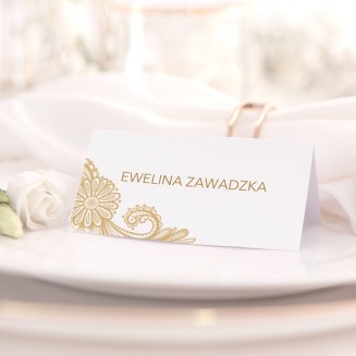 Personalizowana wizytówka na ślub wykonana z wysokiej jakości papieru i wzbogacona o piękną grafikę.