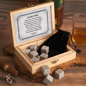 KAMIENIE do whisky w drewnianej szkatułce Prezent dla pana młodego na kawalerski