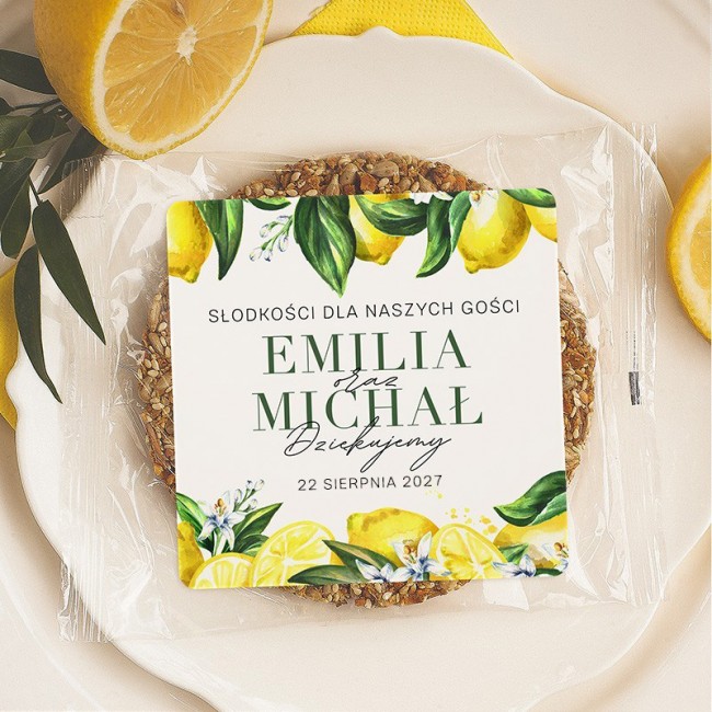 Baton ziarnisty na podziękowanie dla gości. Miodziak orzechowy wzbogacony o personalizowaną etykietę.