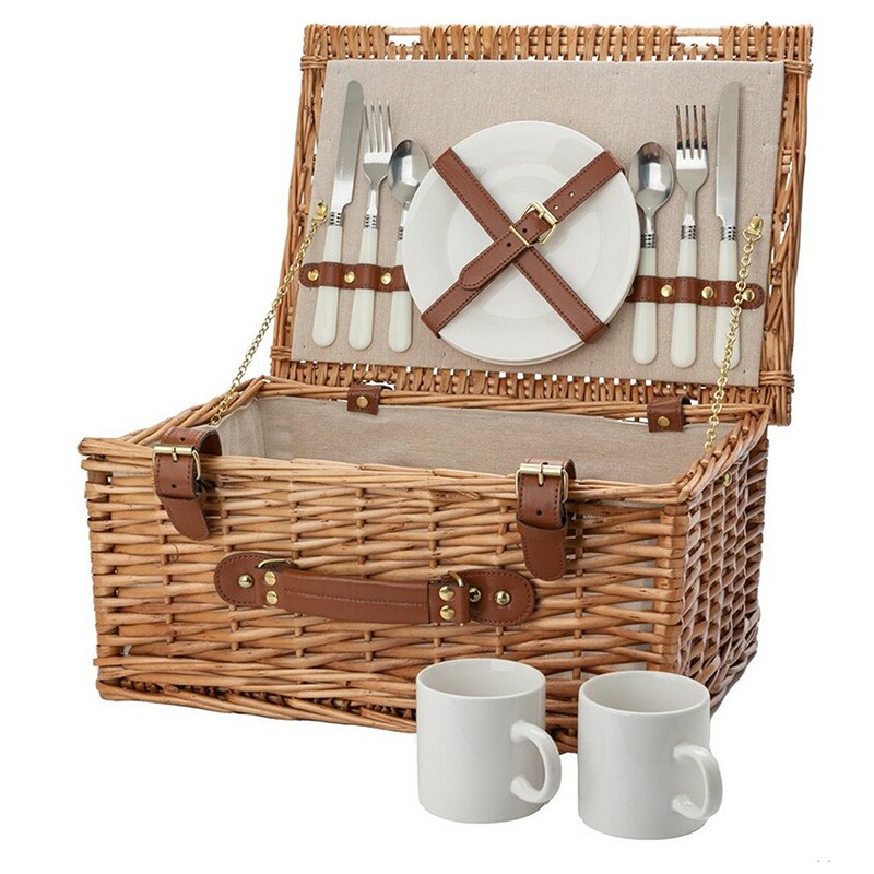 Wiklinowy kosz piknikowy na prezent