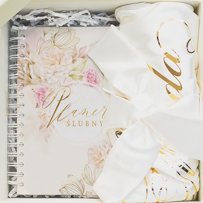 NIEZBĘDNIK Panny Młodej planer ślubny i szlafrok w pudełku