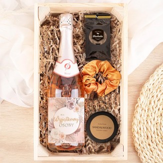 ZESTAW kobiecy  w drewnianej skrzyni Naturalne kosmetyki i...