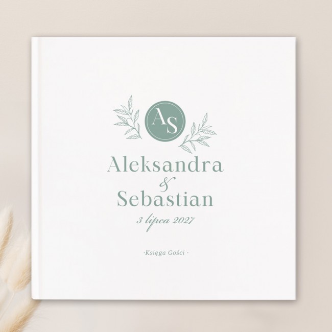 Księga gości weselnych w kolorze szałwii.