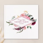 Personalizowana księga na wpisy gości. Posiada personalizację na okładce.