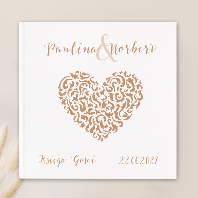 Księga gości z motywem serca. Personalizowana okładka.