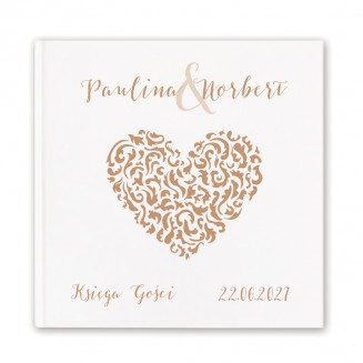 Personalizowana księga gości z motywem serca.