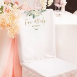 Pokrowce dekoracyjne na krzesła nowożeńców