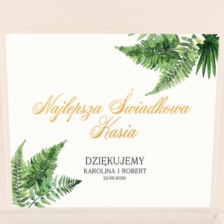 Podziękowanie dla świadkowej w postaci pudełka z przydatnymi akcesoriami.