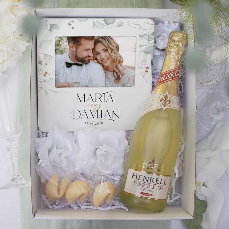 Zestaw prezentowy dla pary młodej i rodziców. Podziękowanie lub prezent ślubny.