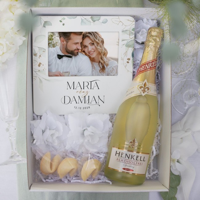 Zestaw prezentowy dla pary młodej i rodziców. Podziękowanie lub prezent ślubny.