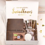 zestaw dla swiadkowej w pudelku ozdobnym