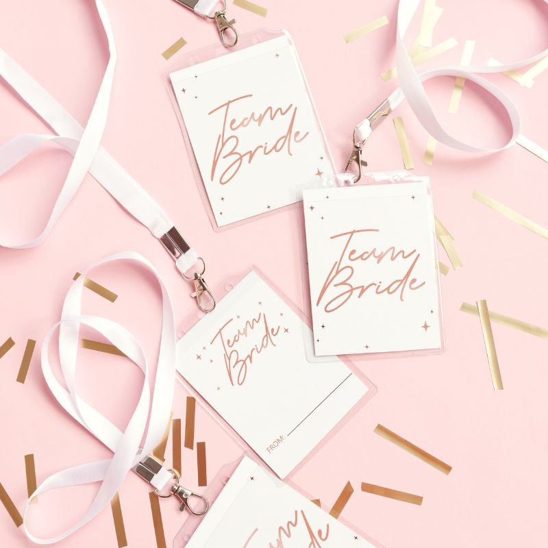 identyfikatory dla dziewczyn na panieński