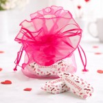 Krówki walentynkowe w woreczku na podziękowanie w Dniu Zakochanych.