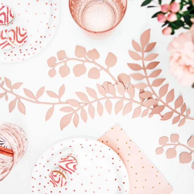 Dekoracja papierowa na stół.