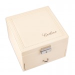 Personalizowany kufer na biżuterię z przegródkami i lusterkiem