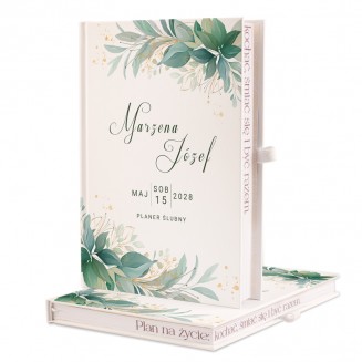 Planer ślubny z personalizowaną okładką.