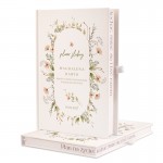 Planer ślubny z personalizacją na okładce.