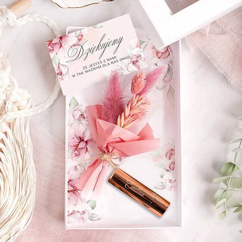 Pudełko dla świadkowej. Bukiet suszonych kwiatów. Oryginalne podziękowanie dla kobiety.