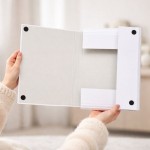 Teczka na dokumenty ślubne w jasnej kolorystyce i schludnym wykonaniu.