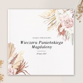 Księga na zdjęcia dziewczyn i wpisy z panieńskiego