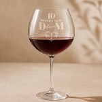 Kieliszek na wino na rocznicę.