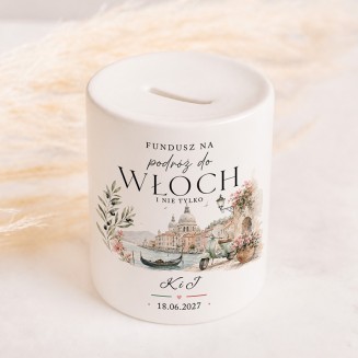Elegancka ceramiczna skarbonka na ślub z imionami nowożeńców.