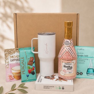 Zestaw prezentowy SPA dla świadkowej z personalizowanym kubkiem termicznym.