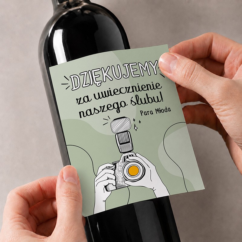 Etykieta na alkohol podziękowanie dla fotografa.