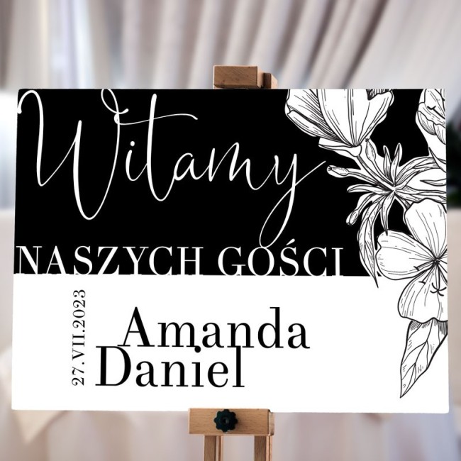 Plakat powitalny na salę weselną czarno-biały z imionami nowożeńców i datą ślubu