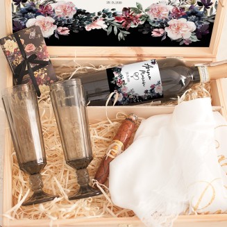 Drewniana skrzynka luksusowy personalizowany prezent na ślub dla nowożeńców Tajemniczy Ogród