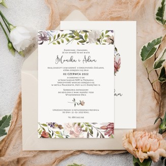Treść zaproszenia ślubnego na odwrocie dwustronnej karty z motywem lampasów kwiatowych