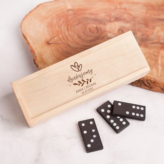 Prezent dla gości w pudełku. Idealnie sprawdzi się na podziękowanie.